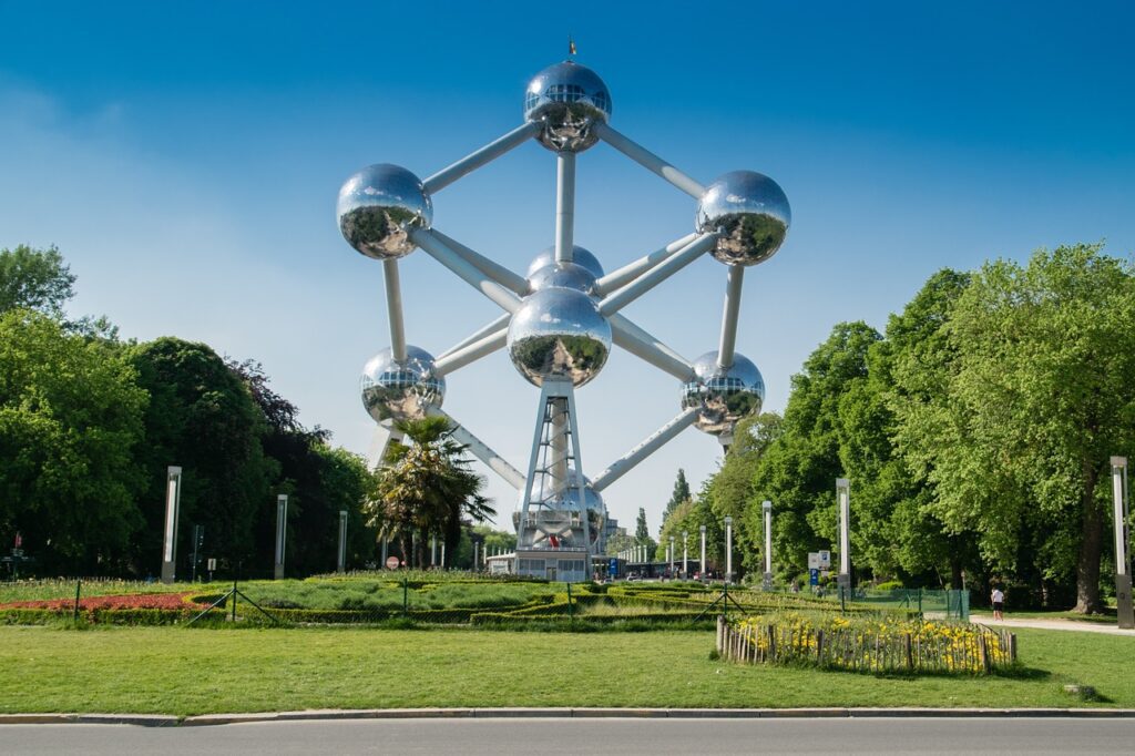 Traveltoer-Atomium-Brussels-Belgium