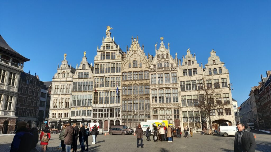 Traveltoer-Gildehuizen-Antwerp-Belgium