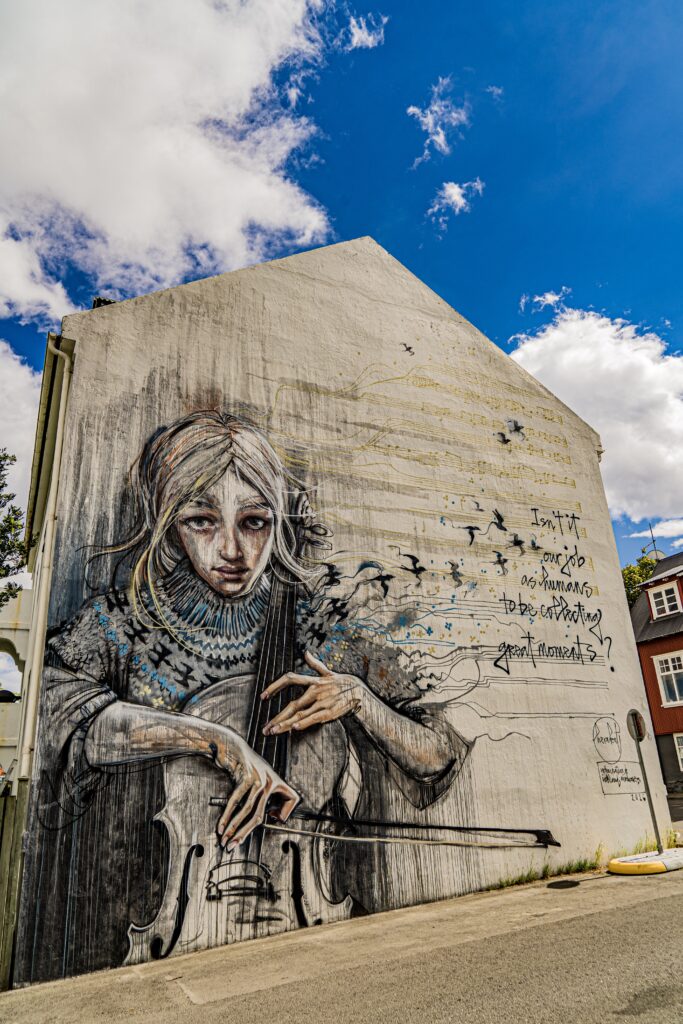 Traveltoer-Street-art-Reykjavik