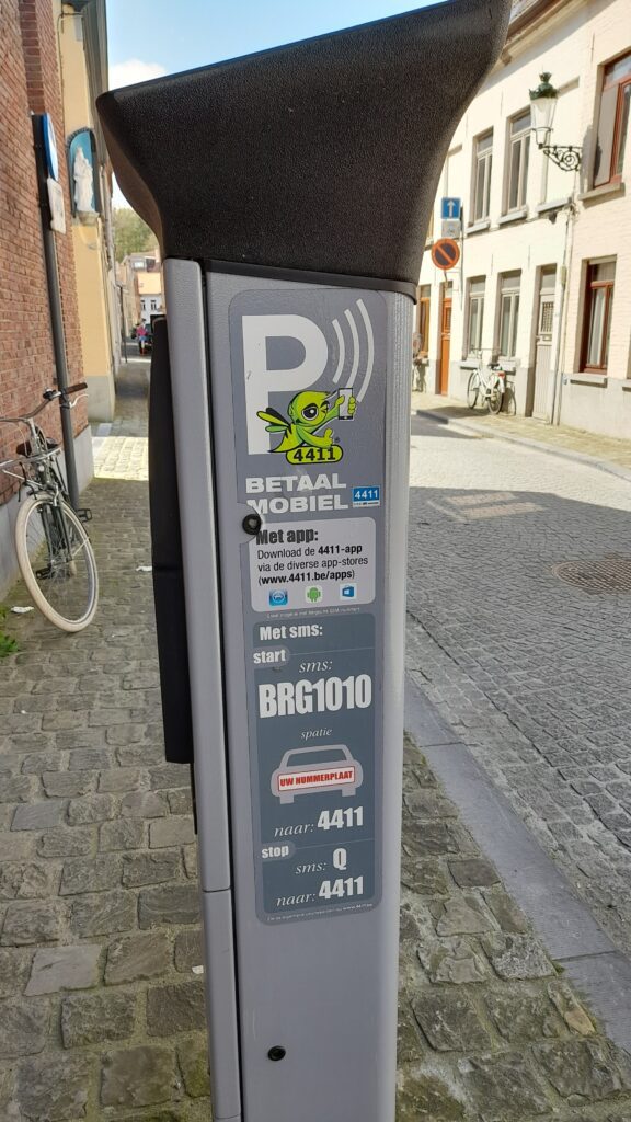 Traveltoer-Parking-in-Bruges