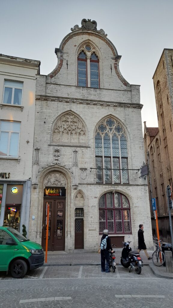 Traveltoer-Bruges-Frietmuseum