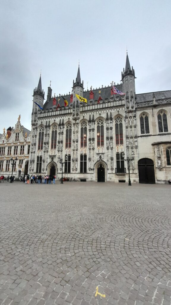 Traveltoer-Bruges-City-Hall