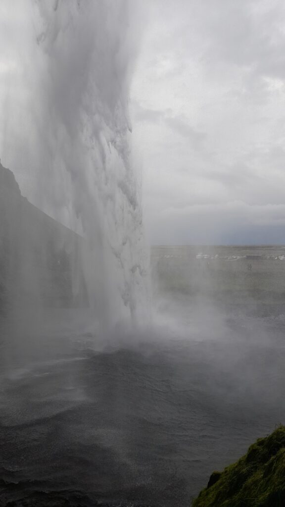 Traveltoer-Seljalandsfoss-10 most beautiful waterfalls in Iceland