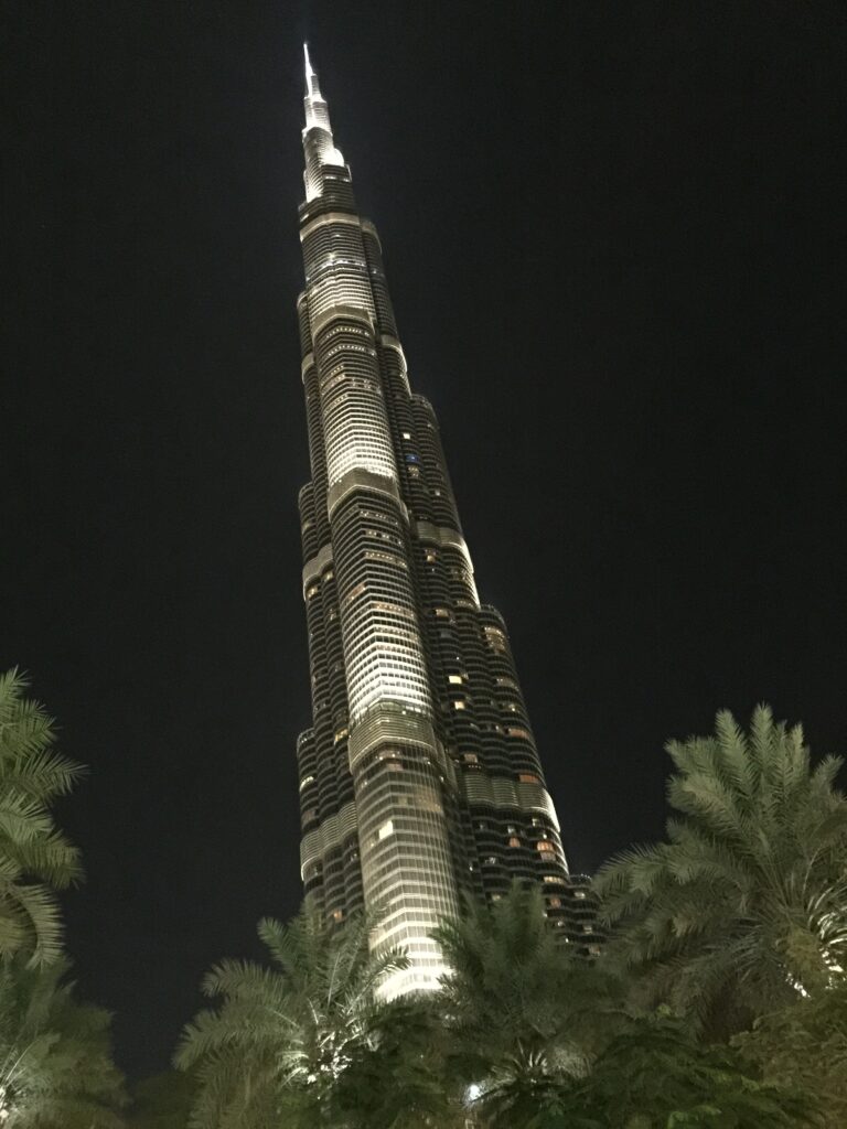 Traveltoer-Burj-Khalifa-Dubai's Architectural Marvels and Landmarks.