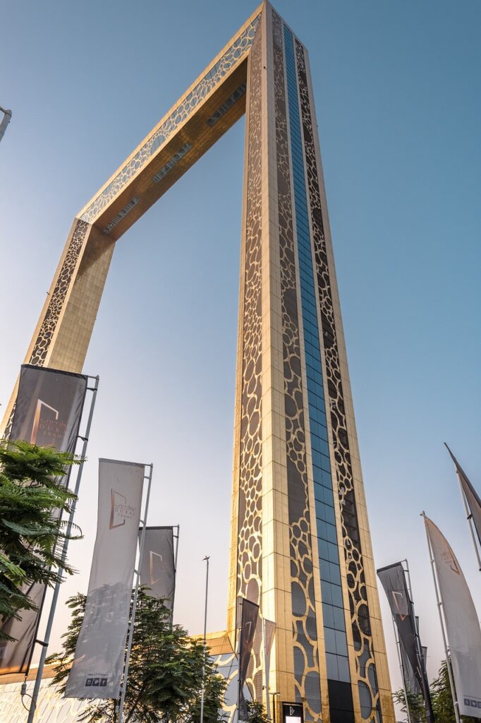 Traveltoer-Dubai-Frame-Dubai's Architectural Marvels and Landmarks.