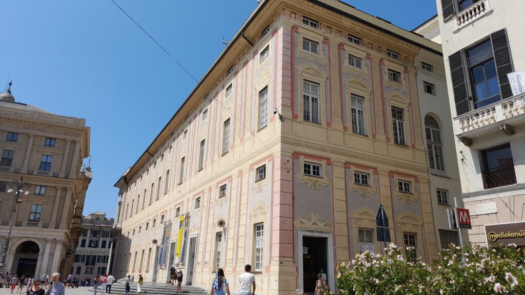 Traveltoer-Genoa Historical City Center