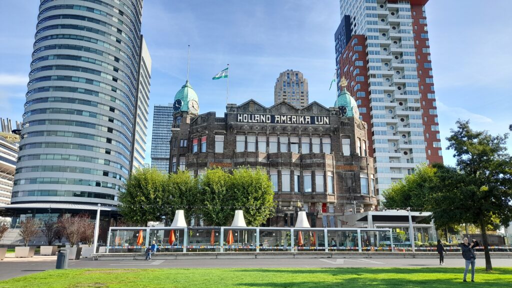 Traveltoer-Hotel New York-Things to See and Do in Rotterdam