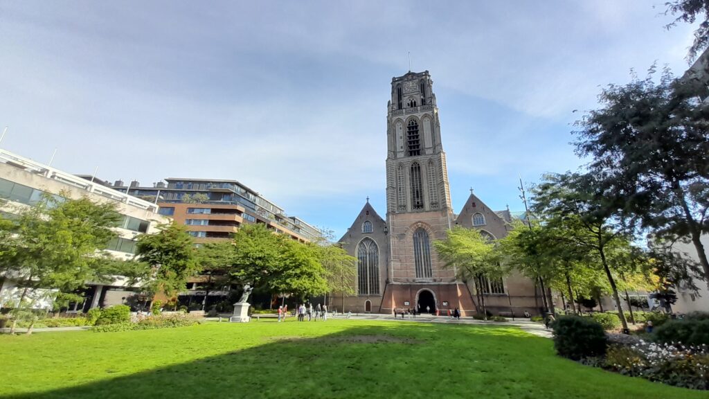 Traveltoer-Sint Laurenskerk-Things to See and Do in Rotterdam