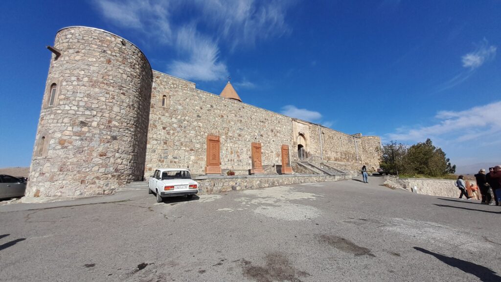 Traveltoer-Khor Virap Monastery Unveiling Armenia's Historical Gem