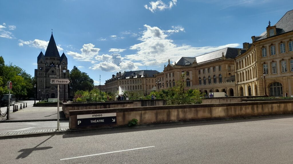Traveltoer-How and where to park your car in Metz