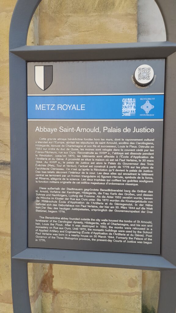 Traveltoer-Things to See and Do in Metz. Abbaye Saint-Ernould, Palais de Justice, 