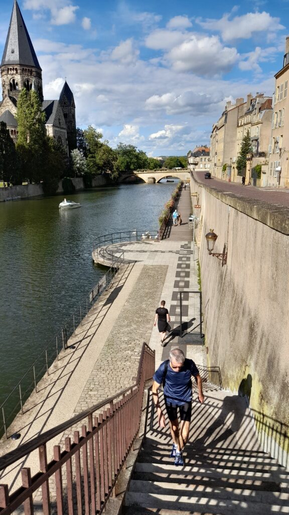 Traveltoer-Things to See and Do in Metz. Canal de la Moselle
