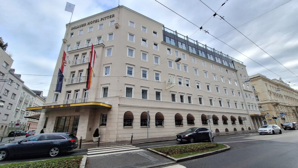 Traveltoer-I Spend 3 nights at Imlauer Hotel Pitter Salzburg